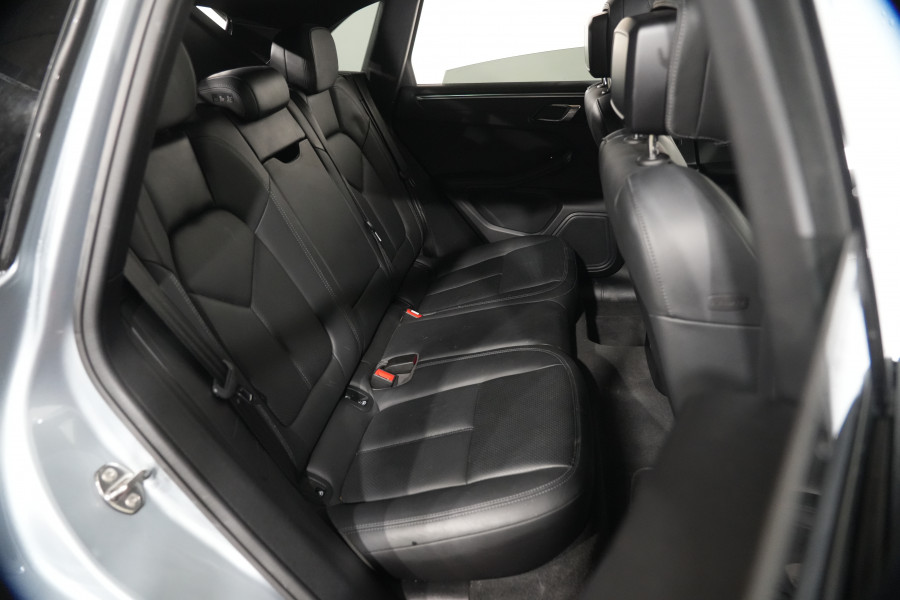 2019 Porsche Macan SUV Image 27