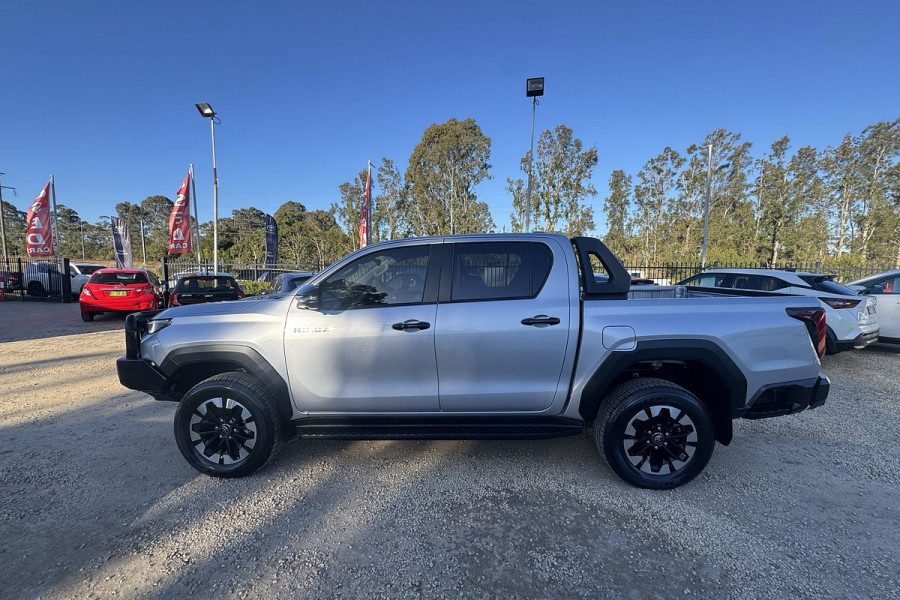 2025 Toyota HiLux GUN126R SR5 Ute Image 25