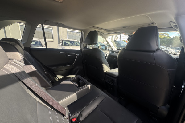2019 Toyota RAV4 ASA44R Cruiser SUV Image 15
