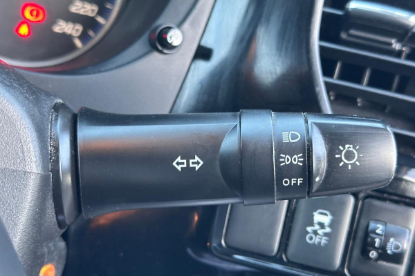 2012 MY13 Mitsubishi Outlander ZJ ES SUV Image 18