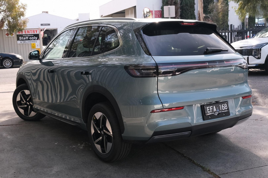 2026 MY27 Geely EX5 E245 Complete Extended Range SUV Image 4