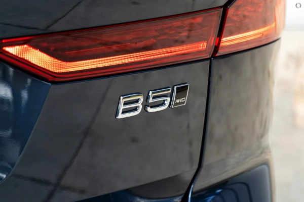 2026 Volvo XC60 UZ Plus B5 Bright SUV Image 13