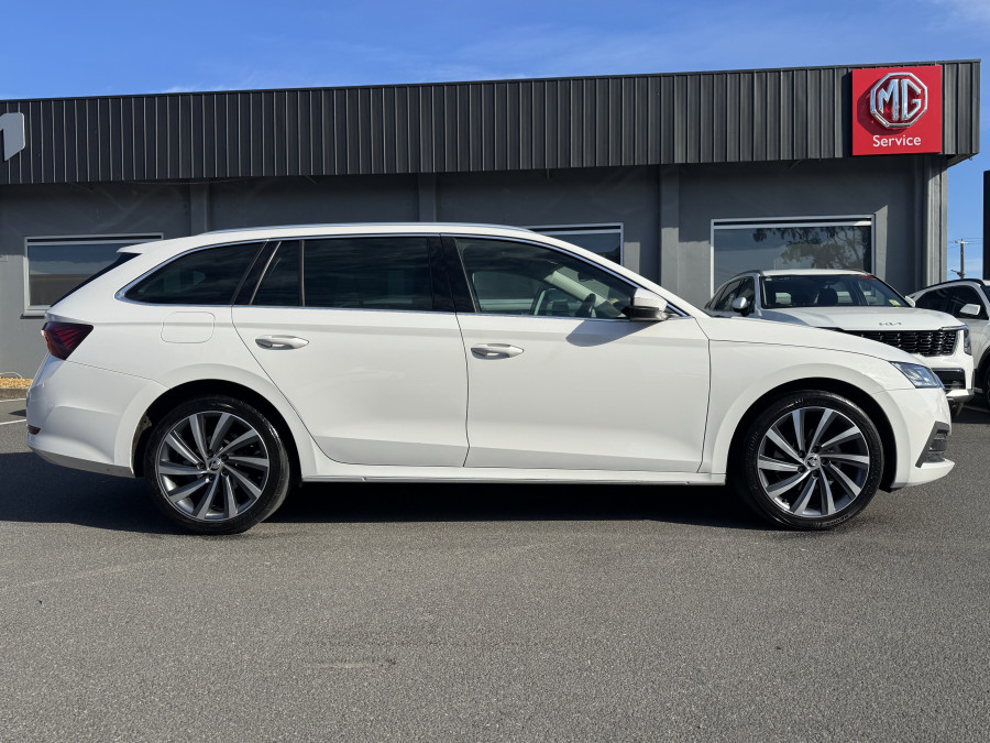 2023 MY23.5 Skoda Octavia NX 110TSI Style SUV Image 5