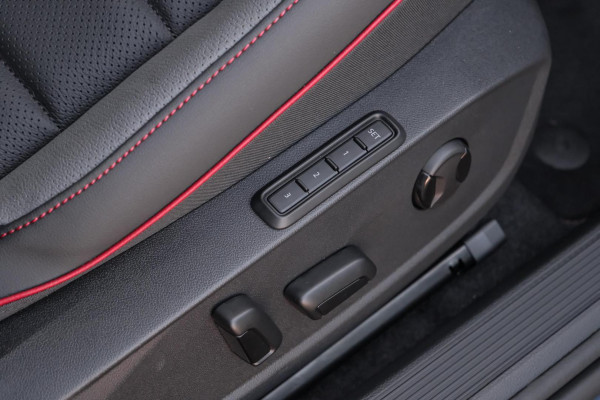 2026 MY25 Volkswagen Golf 8.5 GTI Hatch Image 17