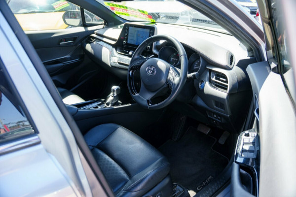 2020 Toyota C-HR NGX Koba SUV Image 17