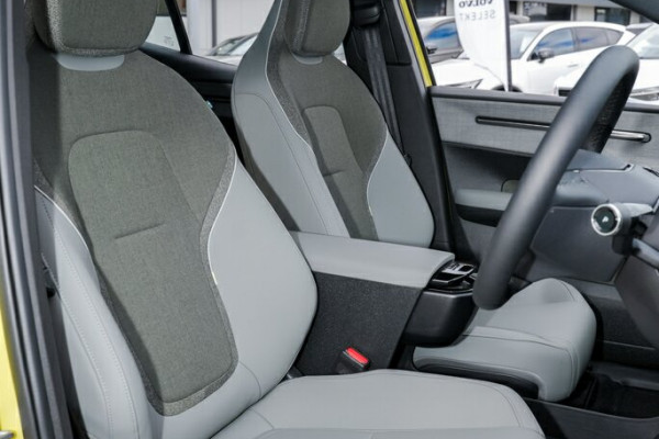2024 MY25 Volvo EX30  Single Motor Extended Range Plus SUV Image 25