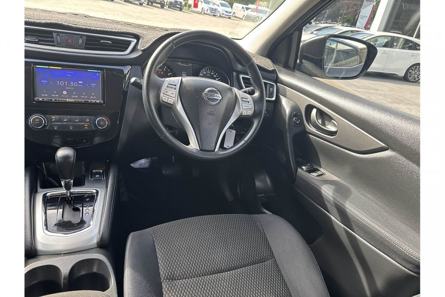 2015 Nissan QASHQAI J11 ST SUV Image 10