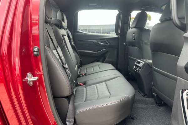 2026 MY25.5 Isuzu D-MAX RG X-TERRAIN Ute Image 21