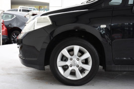 2007 Nissan Tiida C11 MY07 ST-L Hatch Image 5