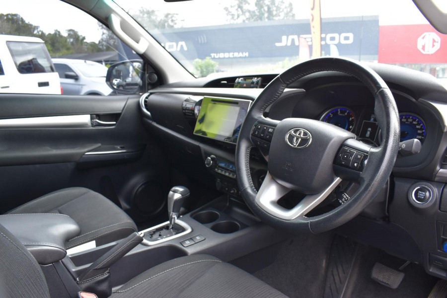 2018 Toyota HiLux  SR5 Double Cab Pick Up Image 26