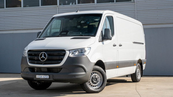 2025 Mercedes-Benz Sprinter VS30 311CDI MWB Van image 7