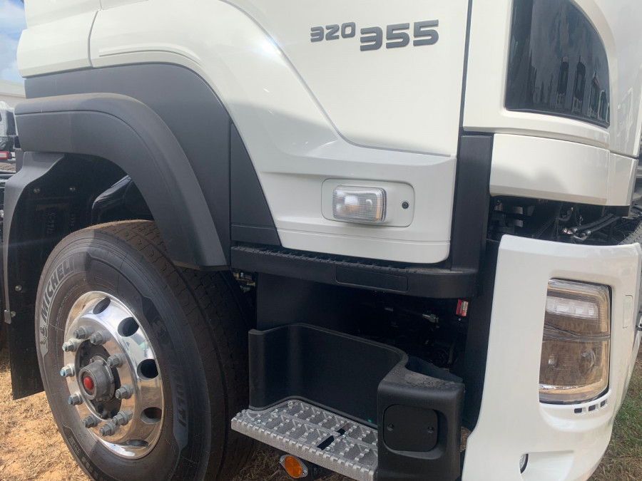 2026 Isuzu FYJ 320-355 AT R51 Cab Chassis Image 5