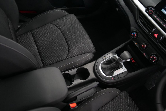 2019 MY20 Kia Cerato Hatch BD S with Safety Pack Hatchback Image 12