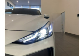 2024 MG MG5 AP32 Essence Sedan