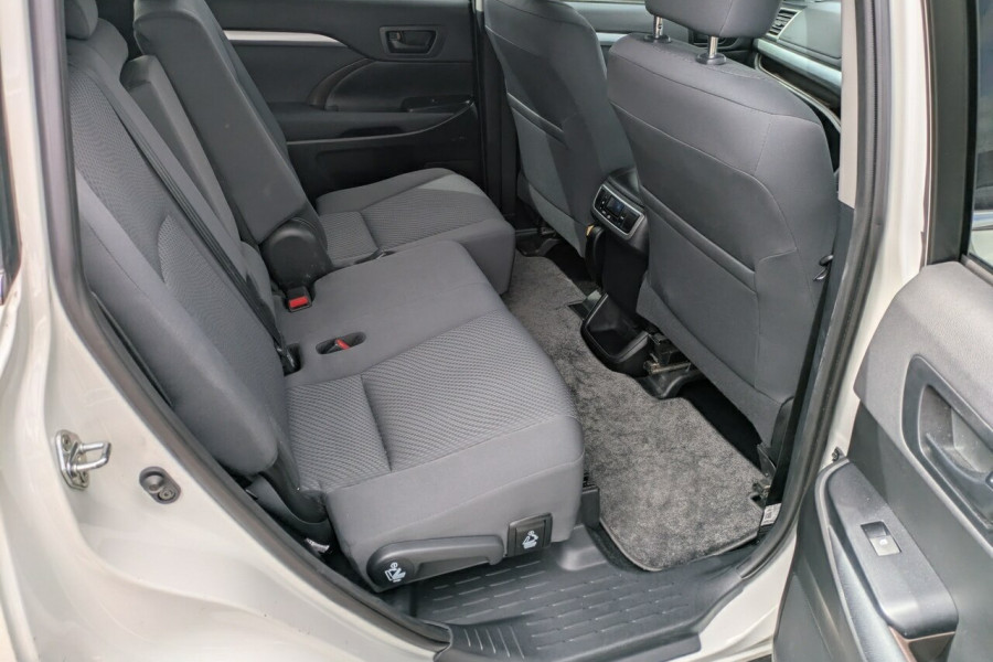 2019 Toyota Kluger GSU50R GX SUV Image 13