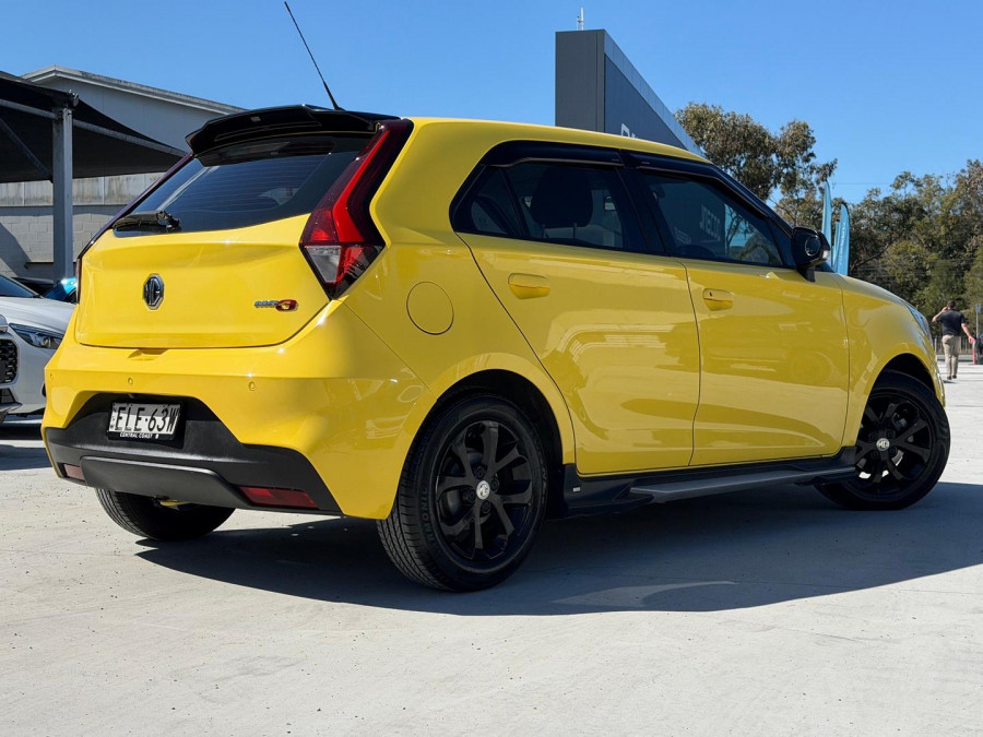 2020 MG MG3 SZP1 Core Hatch Image 16
