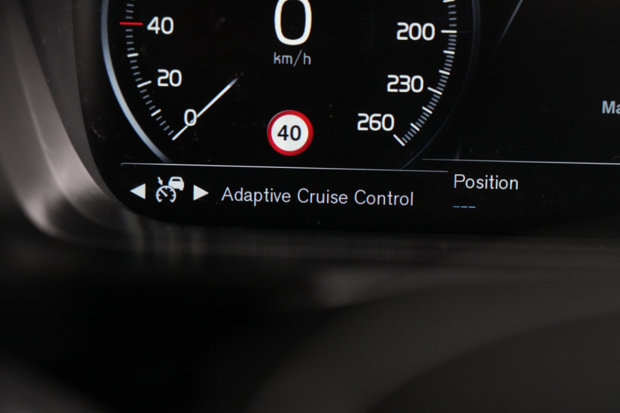 2021 Volvo XC90 L Series T6 Momentum SUV Image 25