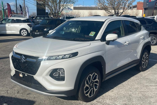 2025 Suzuki Fronx KW Hybrid Wagon Image 3
