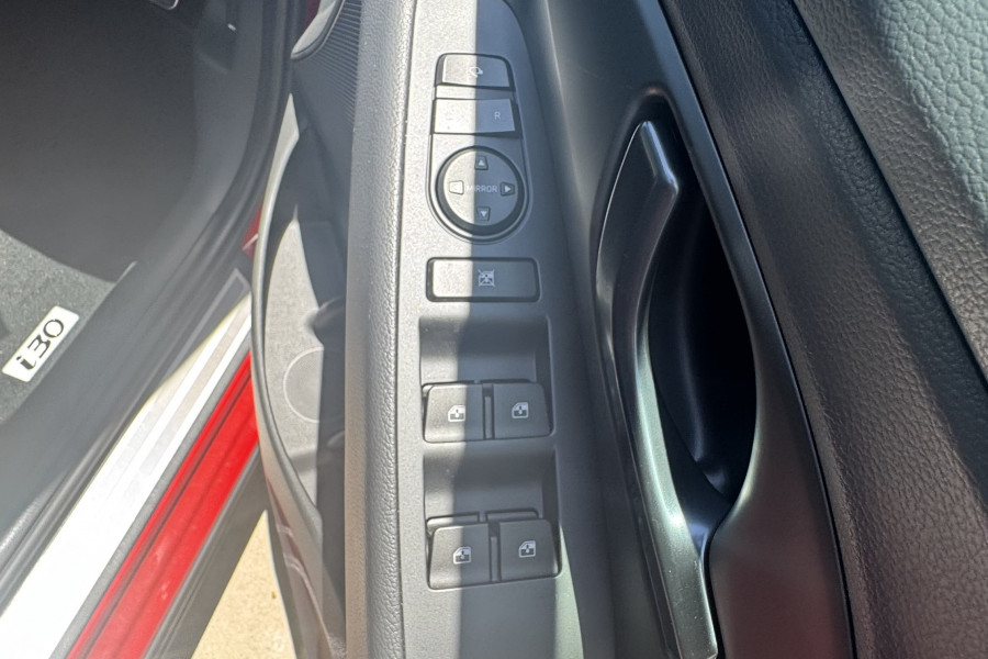 2024 MY25 Hyundai i30 PDe.V6 N Hatch Image 9