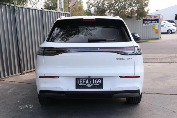 2026 MY27 Geely EX5 E245 Complete Extended Range SUV Image 3