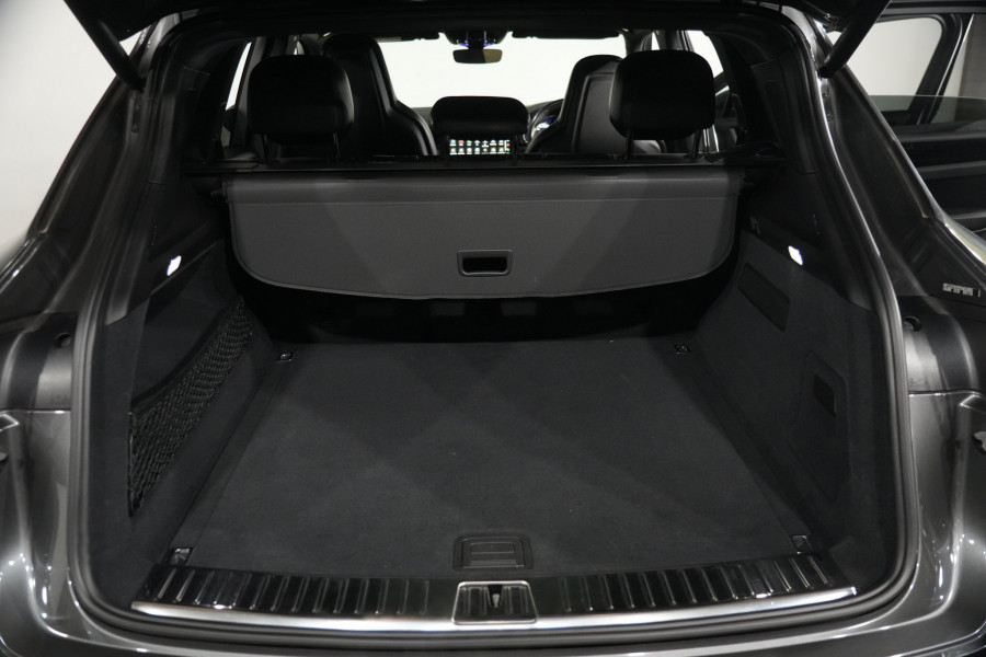2023 Porsche Cayenne SUV