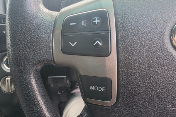 2011 MY10 Toyota LandCruiser VDJ200R GXL SUV Image 23