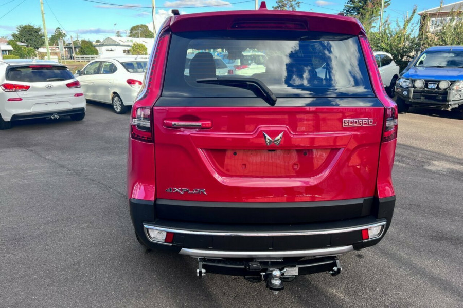 2023 Mahindra Scorpio  Z8 SUV Image 7
