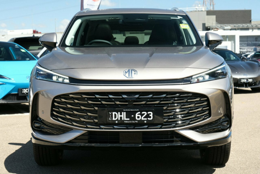 2024 MY24.5 MG HS AS33 Essence SUV Image 17
