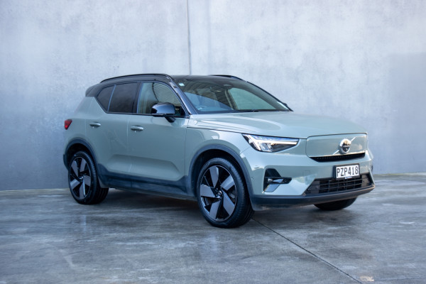 2023 Volvo XC40 P8 ULTIMATE RECHARGE BEV Sedan
