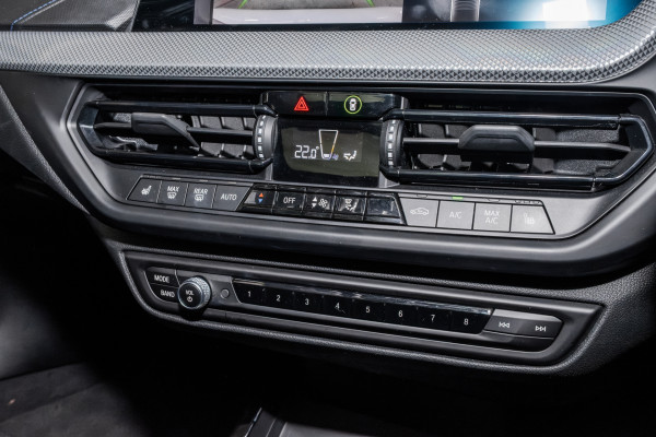 2022 BMW 1 Series F40 118i M Sport Hatch image 16
