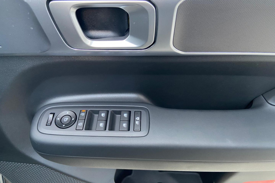 2025 Hyundai Santa Fe MX5.V1 Hybrid Elite SUV Image 19