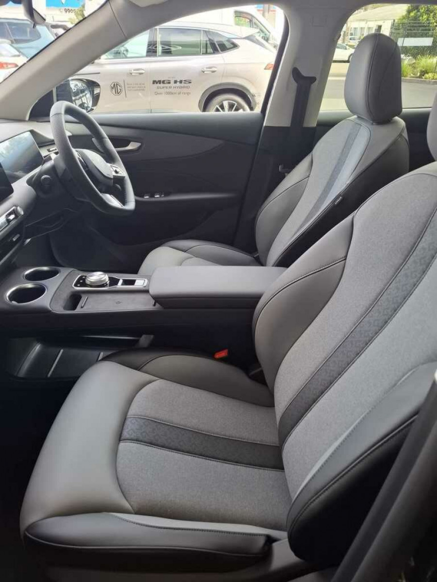 2026 MG MGS5 EV ZS3EM Essence 49 SUV Image 15