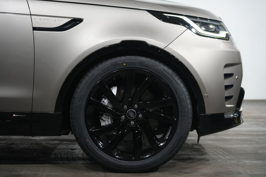 2021 Land Rover Discovery Series 5 P360 R-Dynamic HSE SUV Image 5