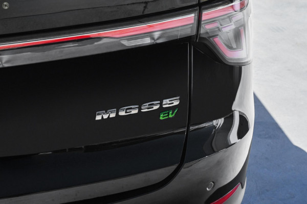 2025 MG MGS5 EV ZS3EM Excite 62 SUV Image 4