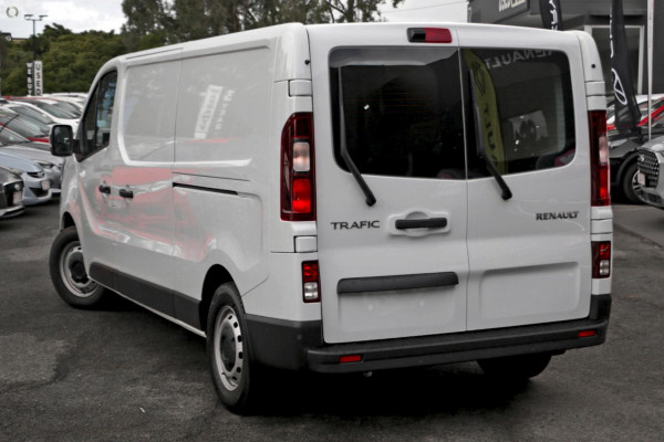 2026 Renault Trafic X82 Pro Van image 4