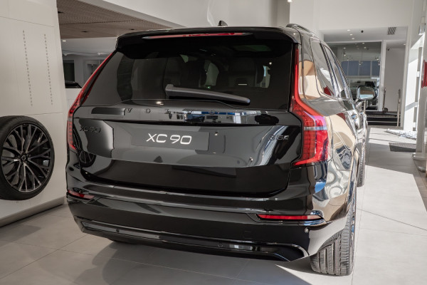 2026 Volvo XC90 L Series  Black Edition SUV Image 11