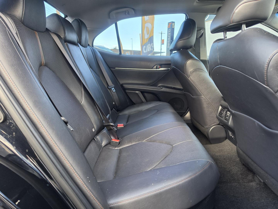 2019 Toyota Camry AXVH71R SL Sedan Image 17