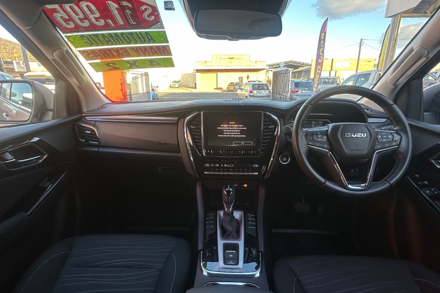 2023 MY24 Isuzu MU-X RJ LS-U SUV Image 17
