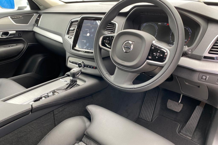 2020 Volvo XC90 L Series T6 Momentum Suv Image 18