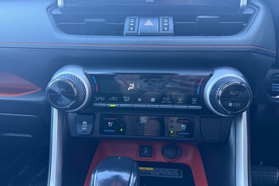 2020 Toyota RAV4 AXAA54R Edge Wagon Image 17