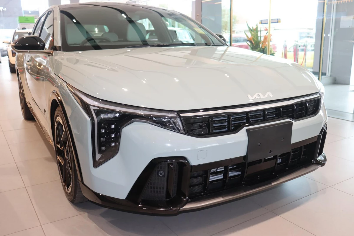 2026 Kia K4 CL4m GT-Line Hatch