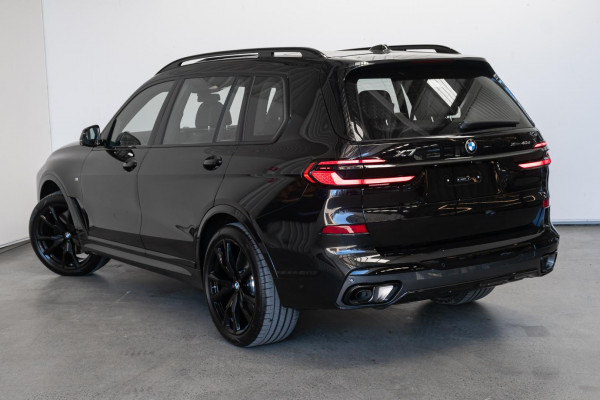 2026 BMW X7 G07 LCI xDrive40d M Sport SUV image 2