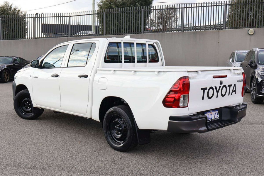 2021 Toyota HiLux TGN121R WorkMate Double Cab Pick Up Image 2