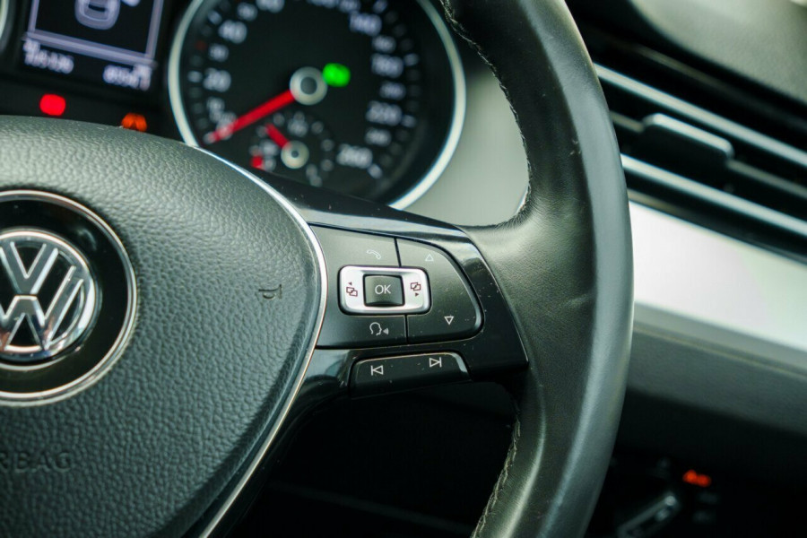 2017 Volkswagen Passat B8 132TSI Comfortline Sedan Image 11