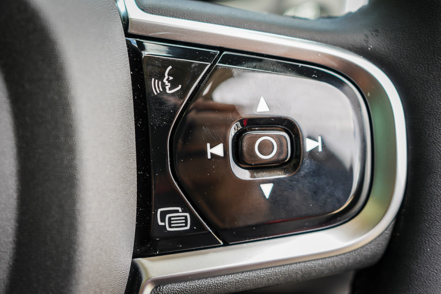 2024 MY25 Volvo XC90 L Series Ultra T8 Plug-In Hybrid SUV Image 24