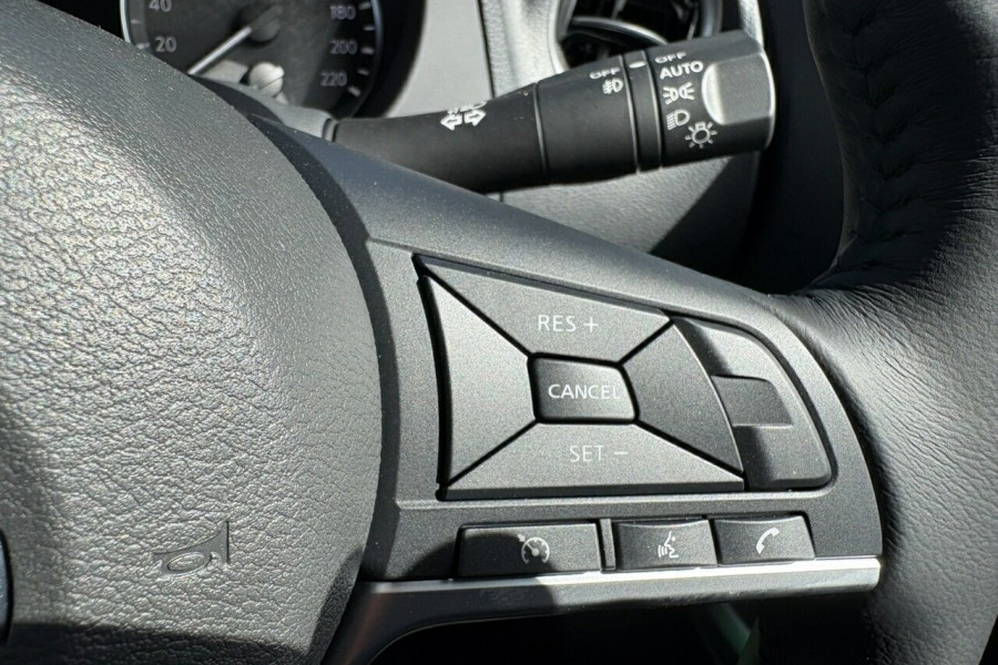 2024 MY25 Nissan Navara D23 ST Ute Image 21