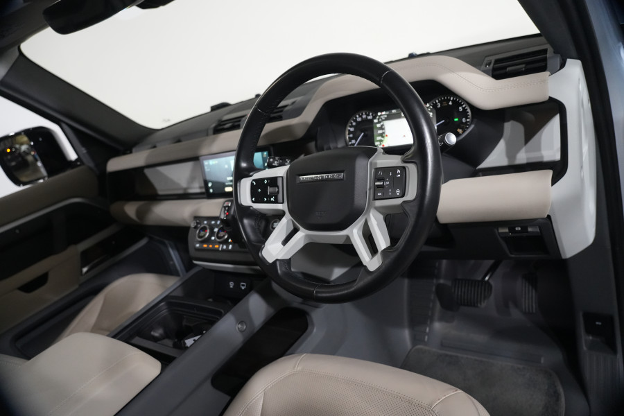 2022 Land Rover Defender L663 110 P400 SE 7 SEATER SUV Image 11