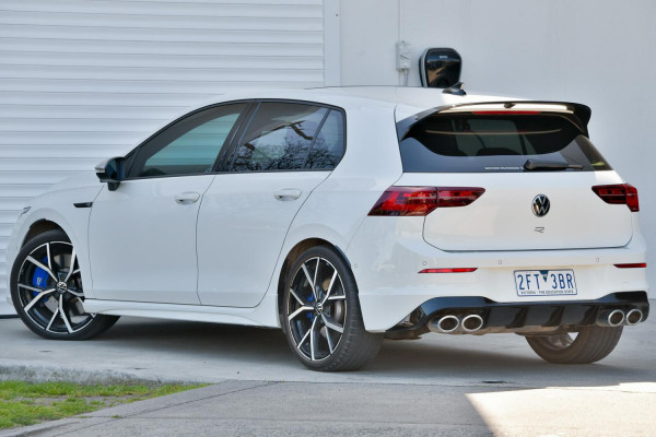 2024 Volkswagen Golf 8 R Hatch image 2