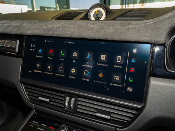 2022 Porsche Cayenne Turbo GT Coupe image 19