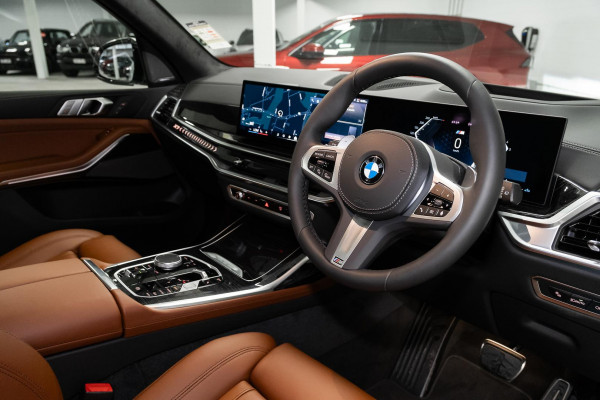 2026 BMW X7 G07 LCI xDrive40d M Sport SUV image 6
